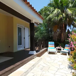Ferienhaus Im Parc Oasis Hébergement de vacances Gassin